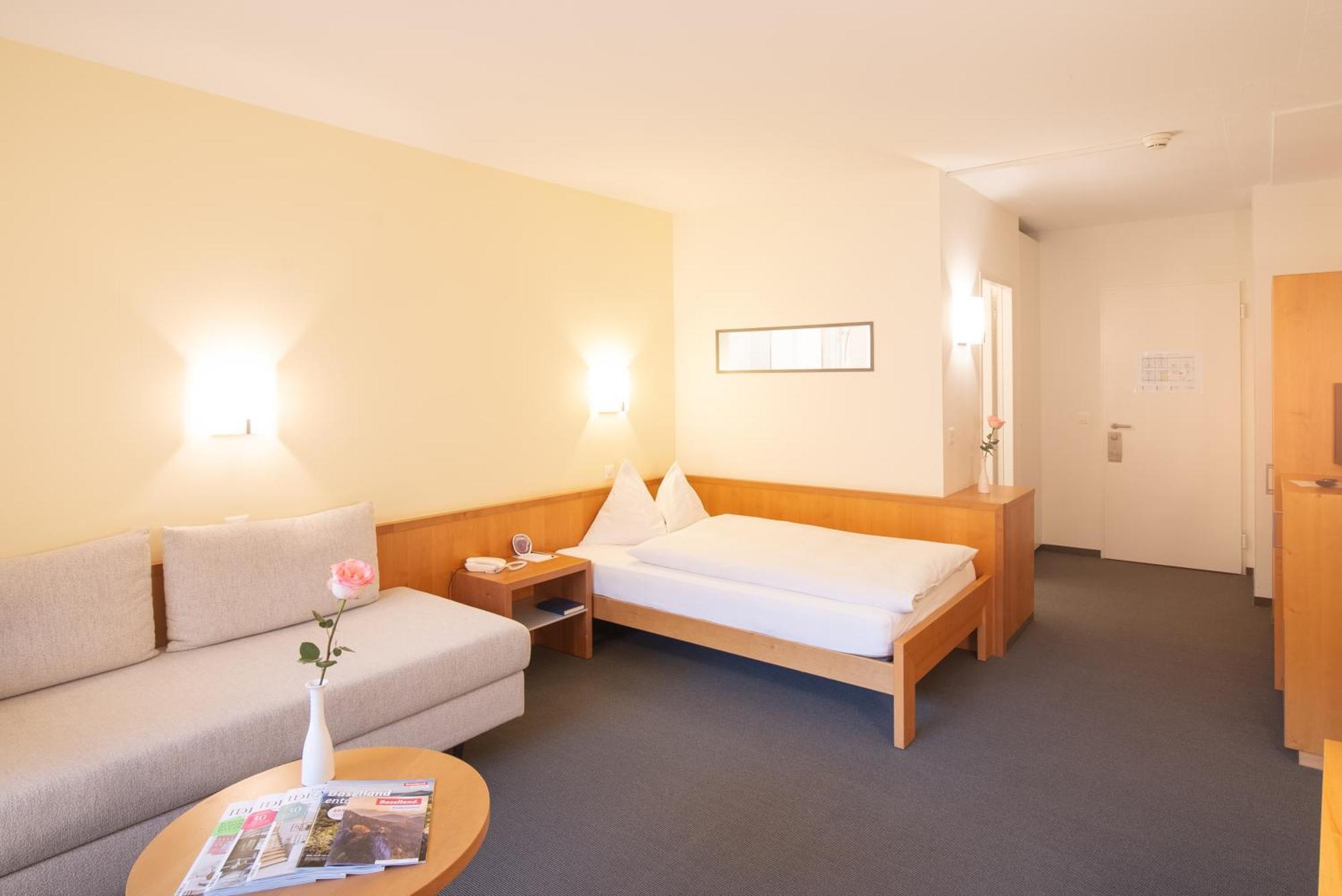 Hotel Bad Ramsach Laufelfingen Екстер'єр фото